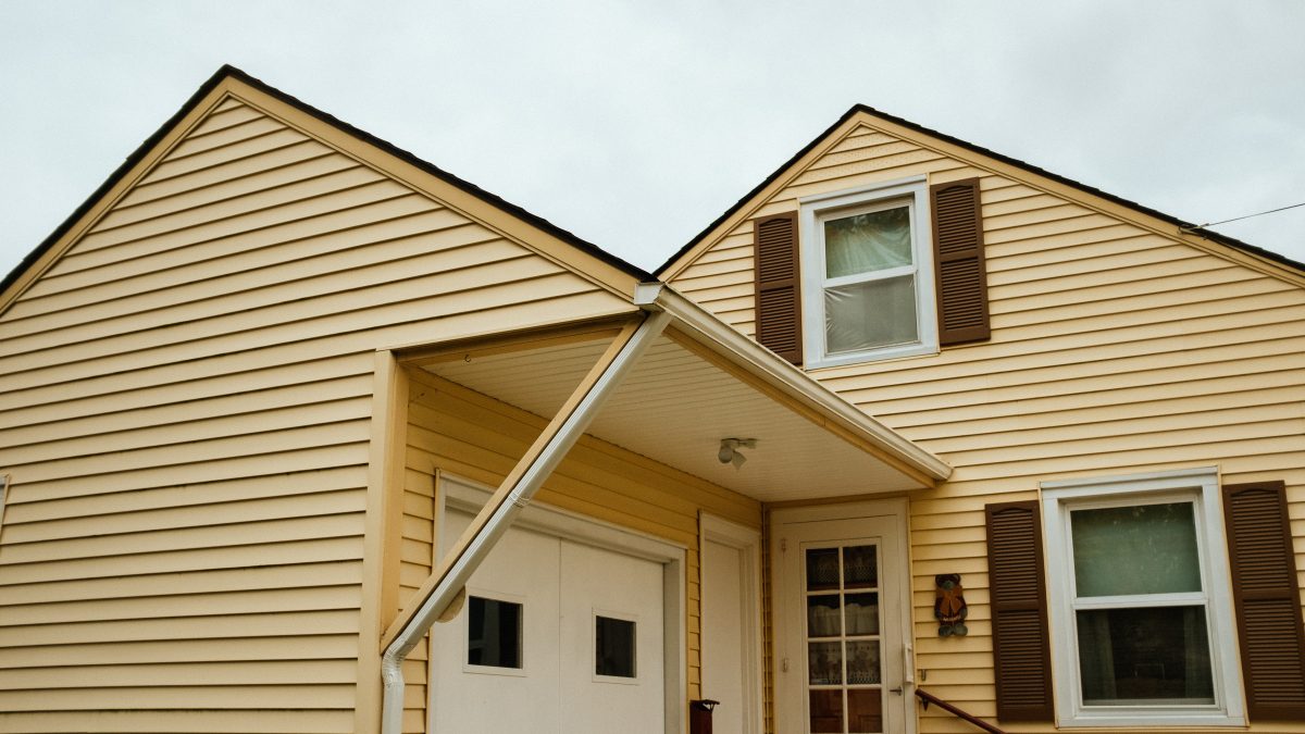 Selecting a Commercial Siding Contractor in Cincinnati, OH